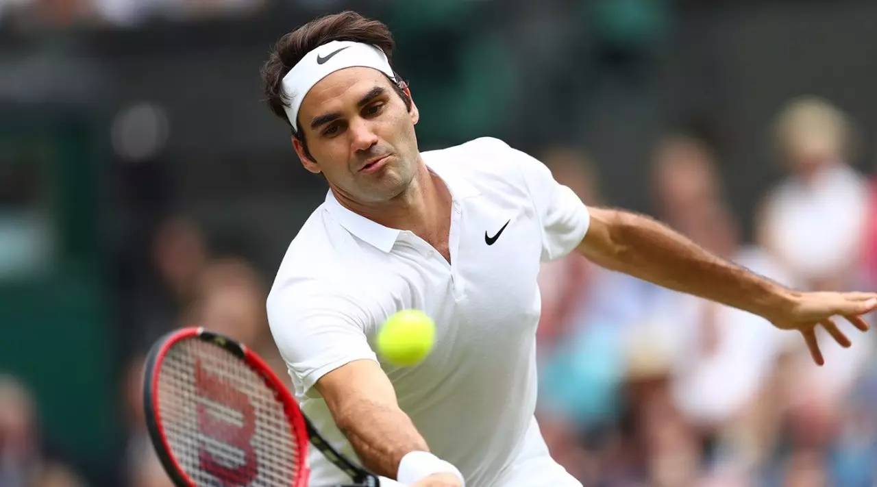  费德勒迎来十五赛季高光表现，公牛球迷沸腾！