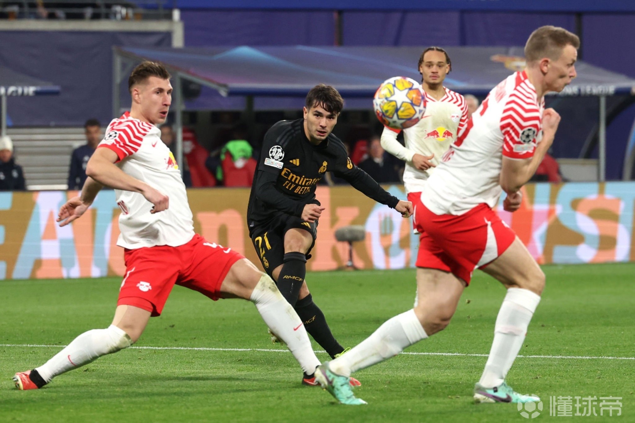  Faker新星精彩发挥表现惊艳，西班牙队未来可期！